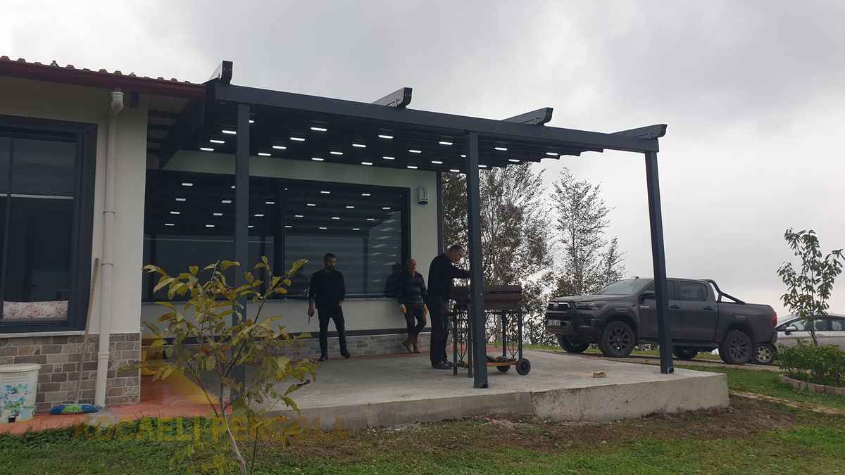 Kartepe Arslanbey Özel Üretim Otomatik Pergola 2